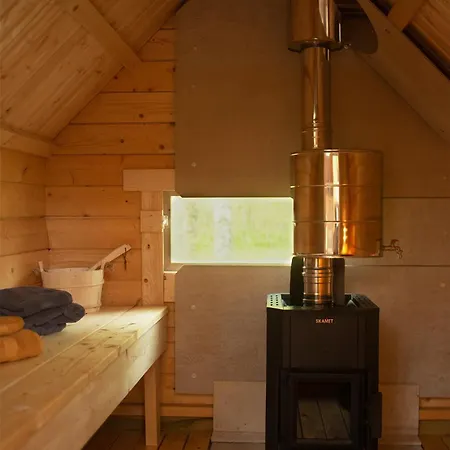 Glamping Troll House Eco-cottage, Nuuksio For Nature Lovers, Petfriendly *