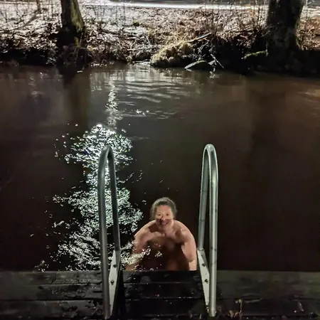 Glamping Troll House Eco-cottage, Nuuksio For Nature Lovers, Petfriendly *