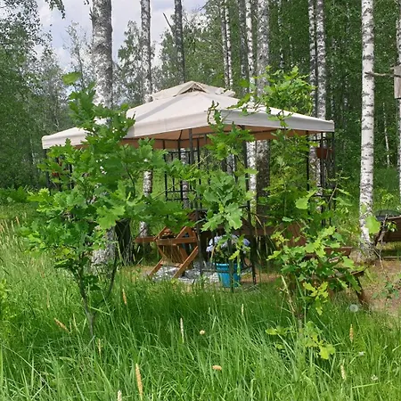 Glamping Troll House Eco-cottage, Nuuksio For Nature Lovers, Petfriendly